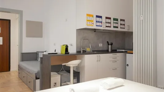 Apartments in Milano Zona 4 - Vittoria, Forlanini - photo 9