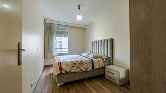 Apartments in Nanterre - photo 5