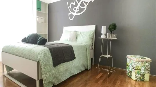 Rooms in Milano Zona 8 - Fiera, Gallaratese, Quarto Oggiaro - photo 2