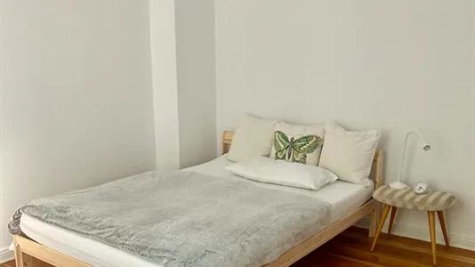 Apartments in Berlin Charlottenburg-Wilmersdorf - photo 5