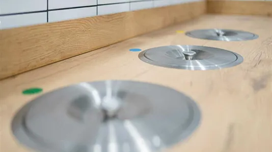 Rooms in Madrid Centro - photo 9