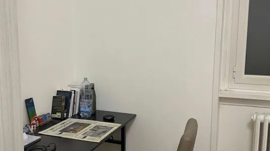 Rooms in Milano Zona 8 - Fiera, Gallaratese, Quarto Oggiaro - photo 3