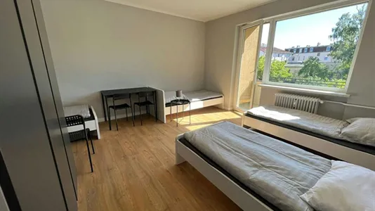 Apartments in Berlin Charlottenburg-Wilmersdorf - photo 1