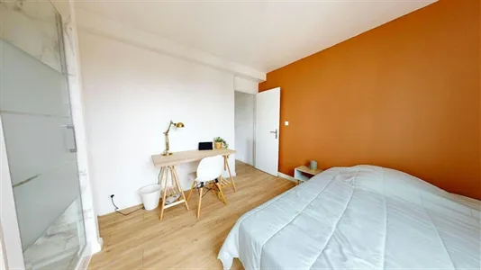 Rooms in Toulouse - photo 2