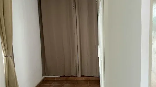 Rooms in Barcelona Eixample - photo 4