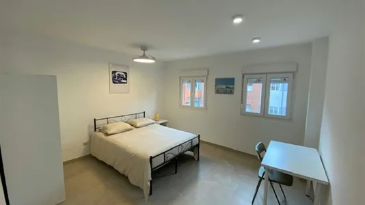 Rooms in Adaro - photo 1