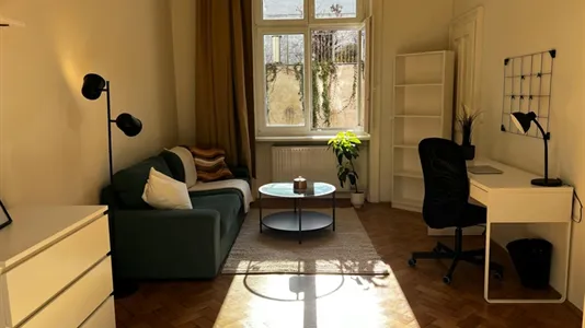 Rooms in Wien Neubau - photo 2