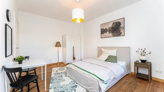 Apartments in Berlin Neukölln - photo 4