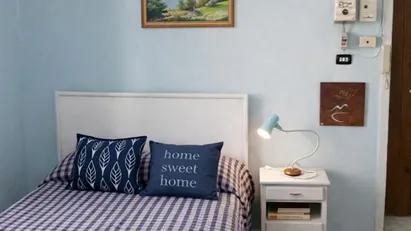 House for rent in Napoli Municipalità 2, Naples