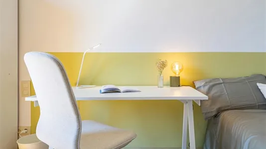 Rooms in Barcelona Eixample - photo 3