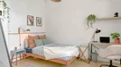 Room for rent, Barcelona Eixample, Barcelona, &lt;span class=&quot;blurred street&quot; onclick=&quot;ProcessAdRequest(13017596)&quot;&gt;&lt;span class=&quot;hint&quot;&gt;See streetname&lt;/span&gt;[xxxxxxxxxxxxx]&lt;/span&gt;