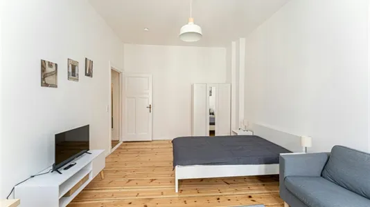 Apartments in Berlin Pankow - photo 6