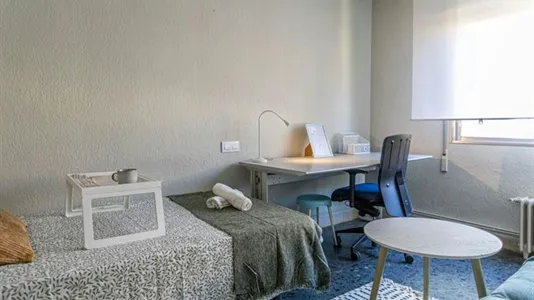 Rooms in Valencia Ciutat Vella - photo 2