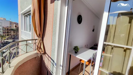 Rooms in Elche/Elx - photo 5