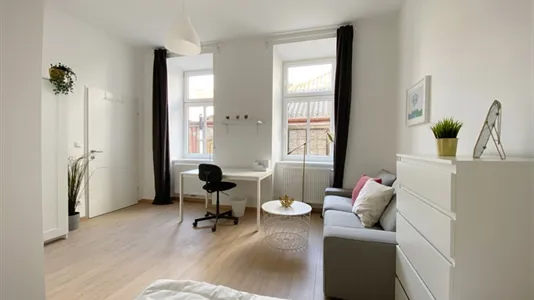 Rooms in Wien Ottakring - photo 5