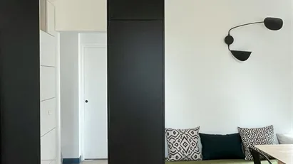 Room for rent in L'Haÿ-les-Roses, Île-de-France