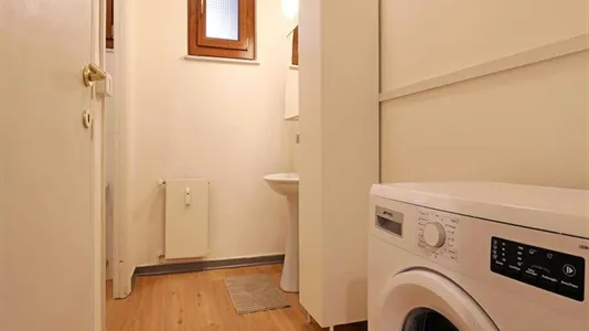 Rooms in Roma Municipio XIV – Monte Mario - photo 9