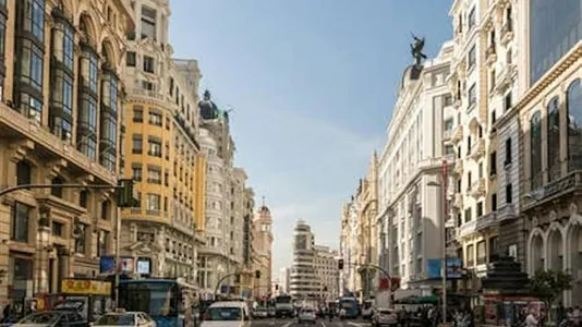 Rooms in Madrid Centro - photo 9