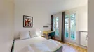 Room for rent, Nanterre, Île-de-France, &lt;span class=&quot;blurred street&quot; onclick=&quot;ProcessAdRequest(10643696)&quot;&gt;&lt;span class=&quot;hint&quot;&gt;See streetname&lt;/span&gt;[xxxxxxxxxxxxx]&lt;/span&gt;