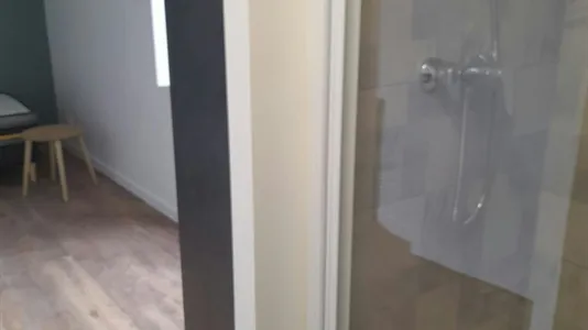 Rooms in Angers - photo 8