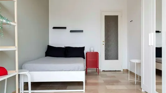 Rooms in Milano Zona 5 - Vigentino, Chiaravalle, Gratosoglio - photo 5