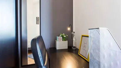 Room for rent in Milano Zona 5 - Vigentino, Chiaravalle, Gratosoglio, Milan