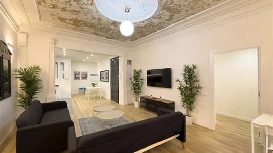 Apartments in Barcelona Ciutat Vella - photo 10