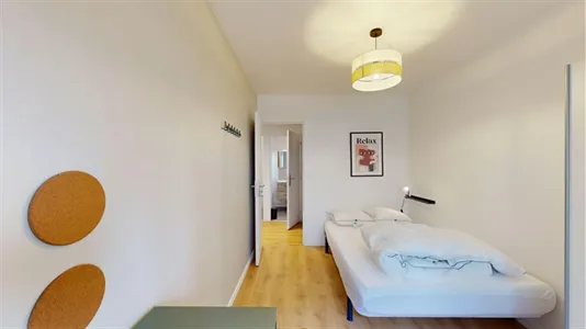 Rooms in L'Haÿ-les-Roses - photo 3