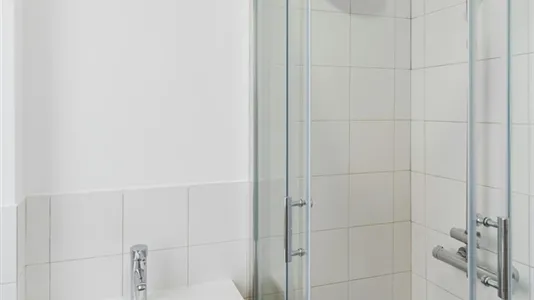 Rooms in Madrid Chamberí - photo 8