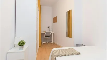 Room for rent in Madrid Moncloa-Aravaca, Madrid