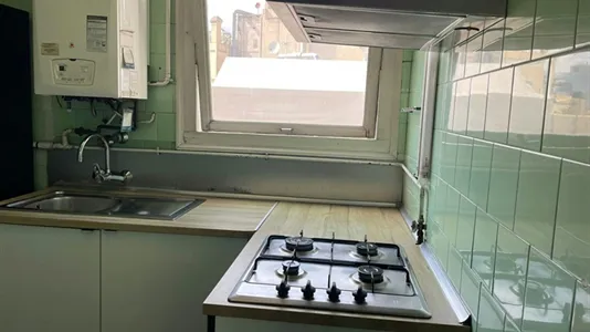 Rooms in Barcelona Ciutat Vella - photo 6