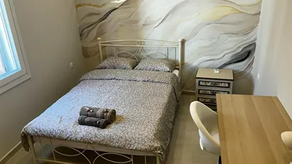 Room for rent in Neapoli-Sykies, Central Macedonia