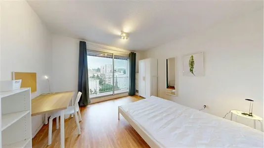 Rooms in Lyon - photo 2