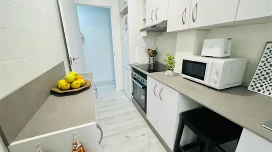 Houses in Getafe - photo 2