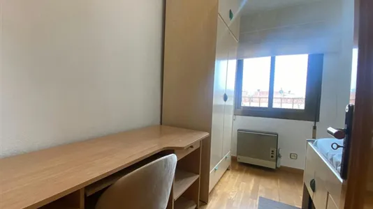 Rooms in L'Hospitalet de Llobregat - photo 4