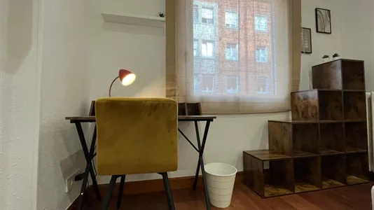 Rooms in Bilbao - photo 4