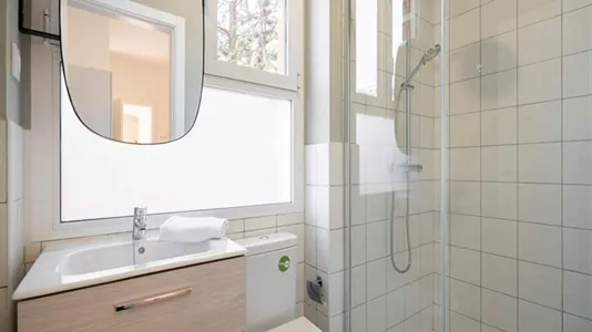 Rooms in Madrid Chamberí - photo 5