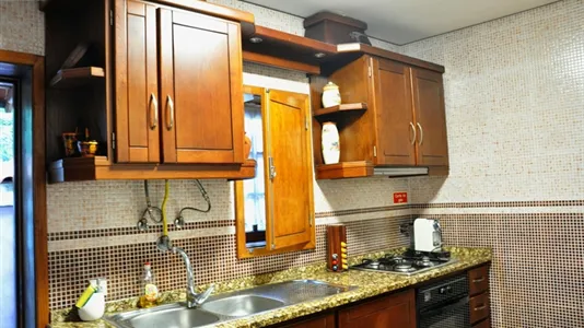 Houses in Felgueiras - photo 7