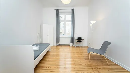 Rooms in Berlin Neukölln - photo 2