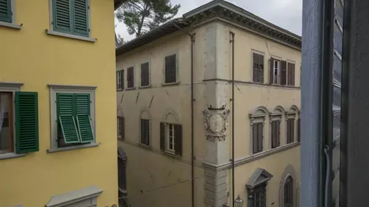 Apartments in Florence - photo 3