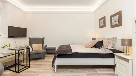 Apartments in Berlin Neukölln - photo 2