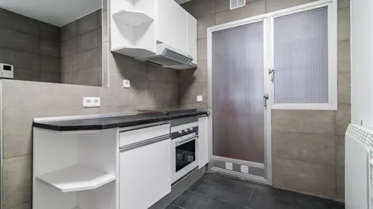 Rooms in Madrid Retiro - photo 9