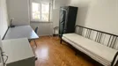Room for rent, Lisbon (region), &lt;span class=&quot;blurred street&quot; onclick=&quot;ProcessAdRequest(9643103)&quot;&gt;&lt;span class=&quot;hint&quot;&gt;See streetname&lt;/span&gt;[xxxxxxxxxxxxx]&lt;/span&gt;