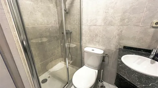Rooms in Madrid Moncloa-Aravaca - photo 4