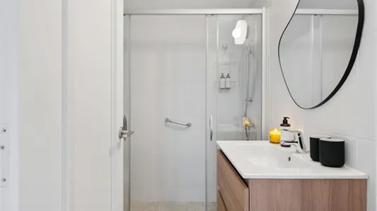 Rooms in Barcelona Eixample - photo 4