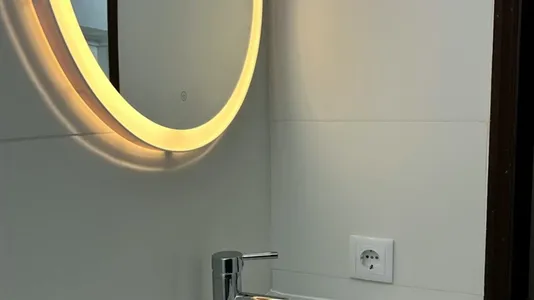 Rooms in Aveiro - photo 9