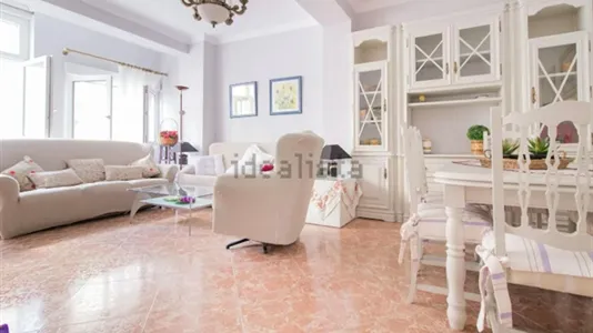 Rooms in Granada - photo 3