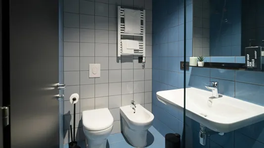 Rooms in Milano Zona 8 - Fiera, Gallaratese, Quarto Oggiaro - photo 4