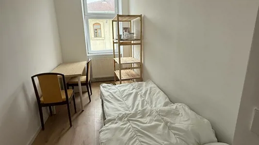 Rooms in Vienna Brigittenau - photo 1