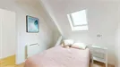 Room for rent, Lille, Hauts-de-France, &lt;span class=&quot;blurred street&quot; onclick=&quot;ProcessAdRequest(10516286)&quot;&gt;&lt;span class=&quot;hint&quot;&gt;See streetname&lt;/span&gt;[xxxxxxxxxxxxx]&lt;/span&gt;